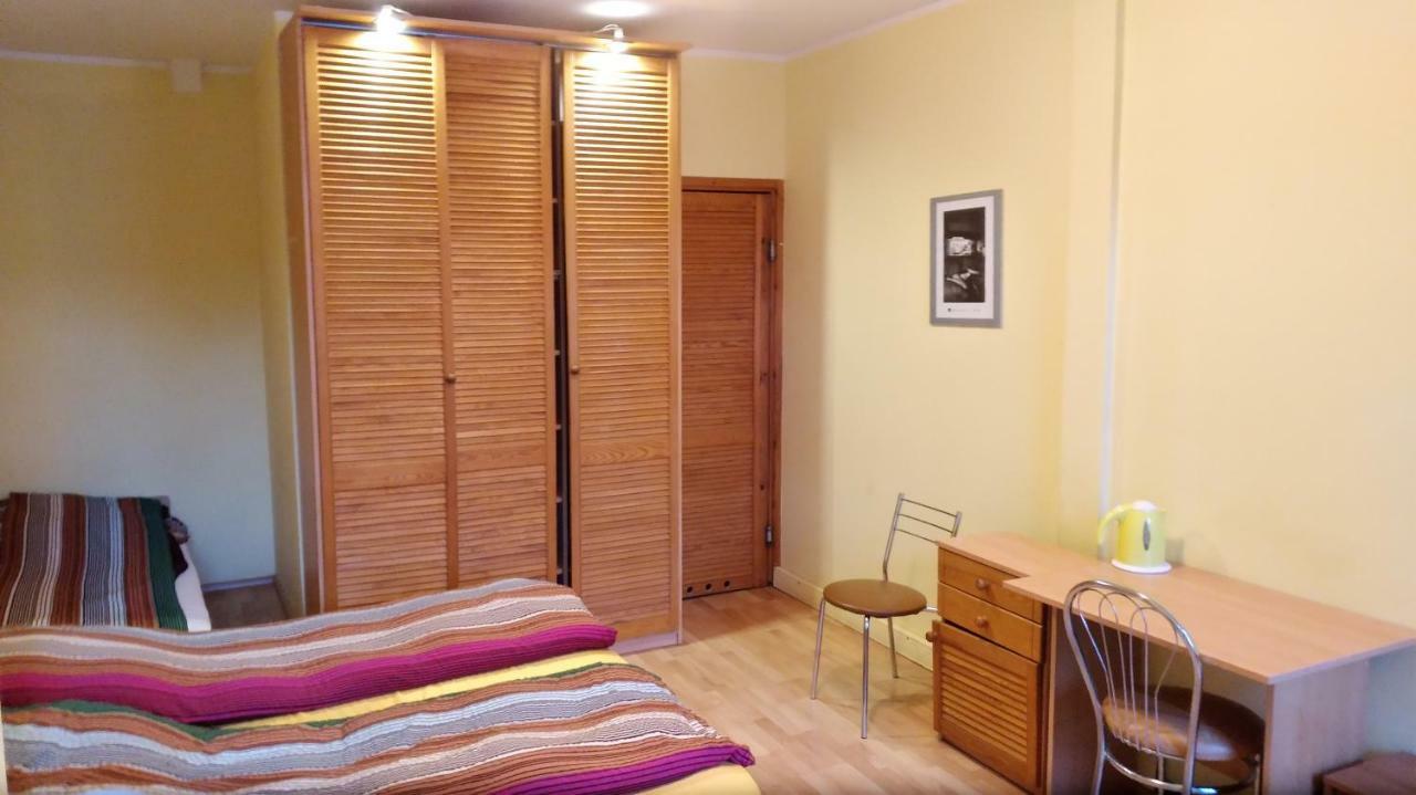 Iwona Hostel - Budget Rooms With Private Bathrooms 索波特 外观 照片